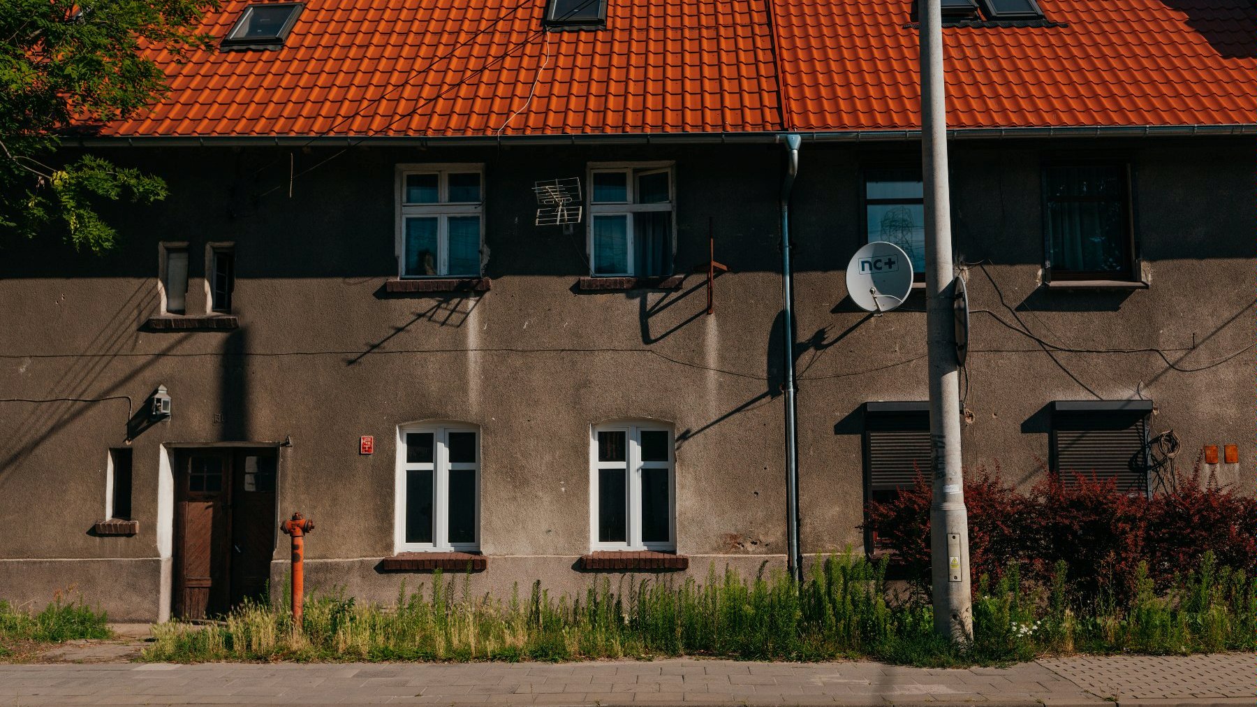 Na zdjęciu stary budynek - grafika artykułu