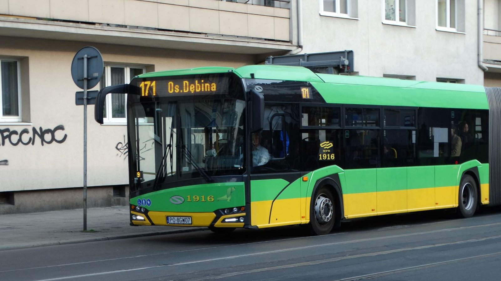 Autobus linii n 171