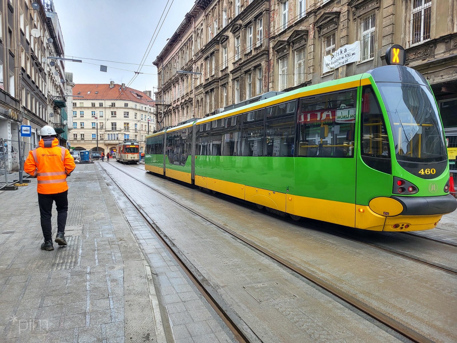 Tramwaje na ul. Gwarnej podczas testowych przejazdów - grafika artykułu