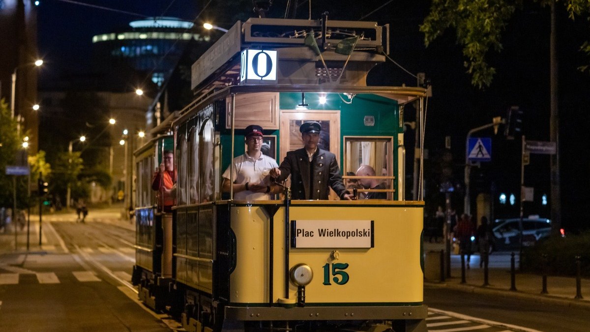 Wagon silnikowy Bergische Stahlindustrie Typu I z wagonem doczepnym WD produkcji Carl Weyer