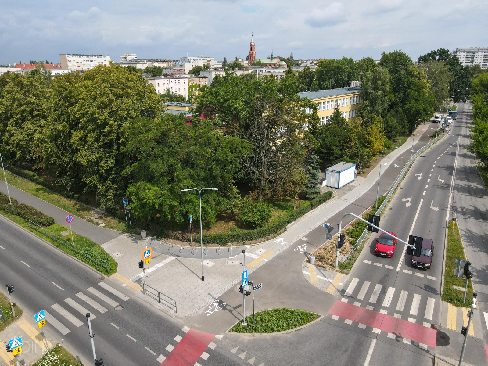 Droga rowerowa przy ul. Dmowskiego - grafika artykułu