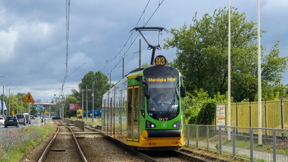 Tramwaj linii nr 93 - grafika artykułu