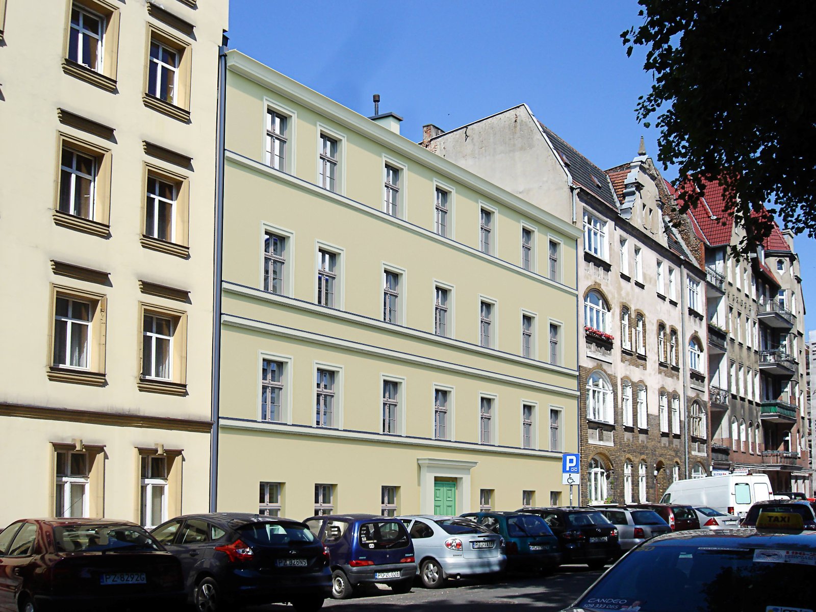 Wizualizacja przedstawia wyremontowaną kamienicę. - grafika artykułu
