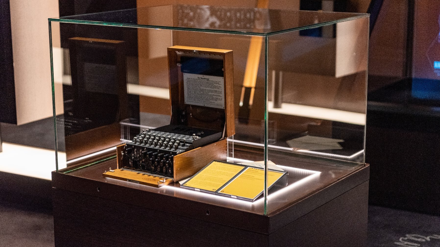 Centrum Szyfrów Enigma z nowym eksponatem