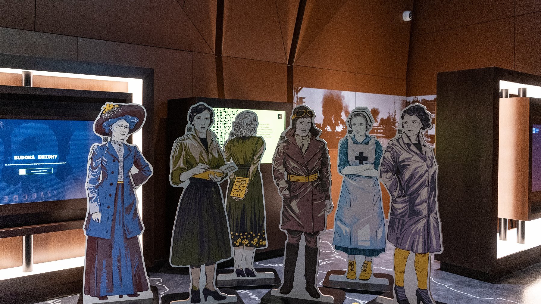 Zdjęcie przedstawia ekspozycję w Centrum Szyfrów Enigma.
