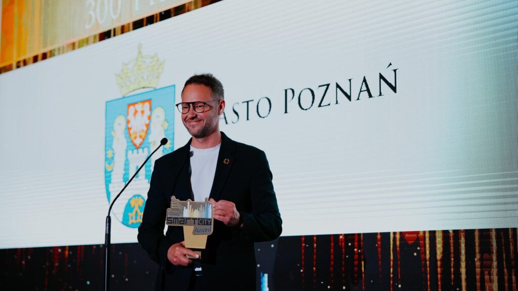 Galeria zdjęć przedstawia galę rozdania nagród "Smart City Awards".