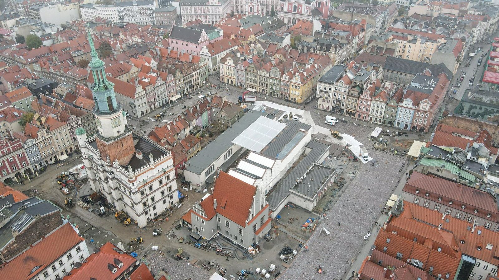 Na zdjęciu Stary Rynek z lotu ptaka