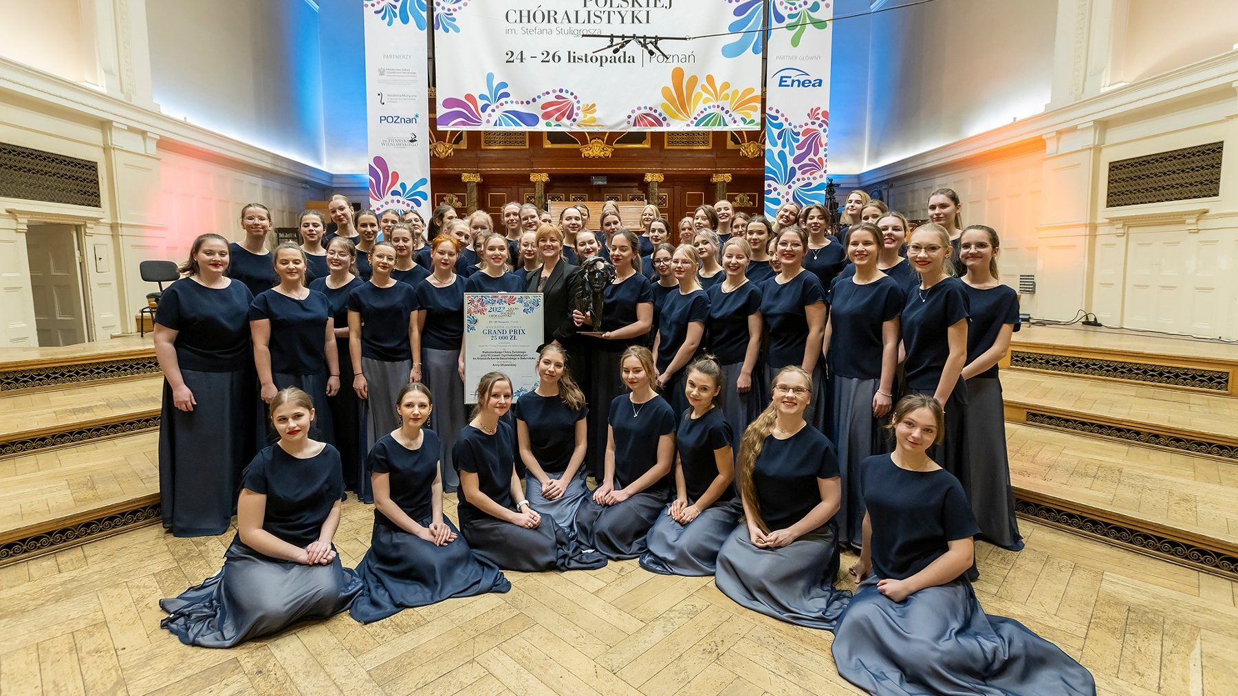 Galeria zdjęć z koncertów chóralnych i wręczenia nagrody