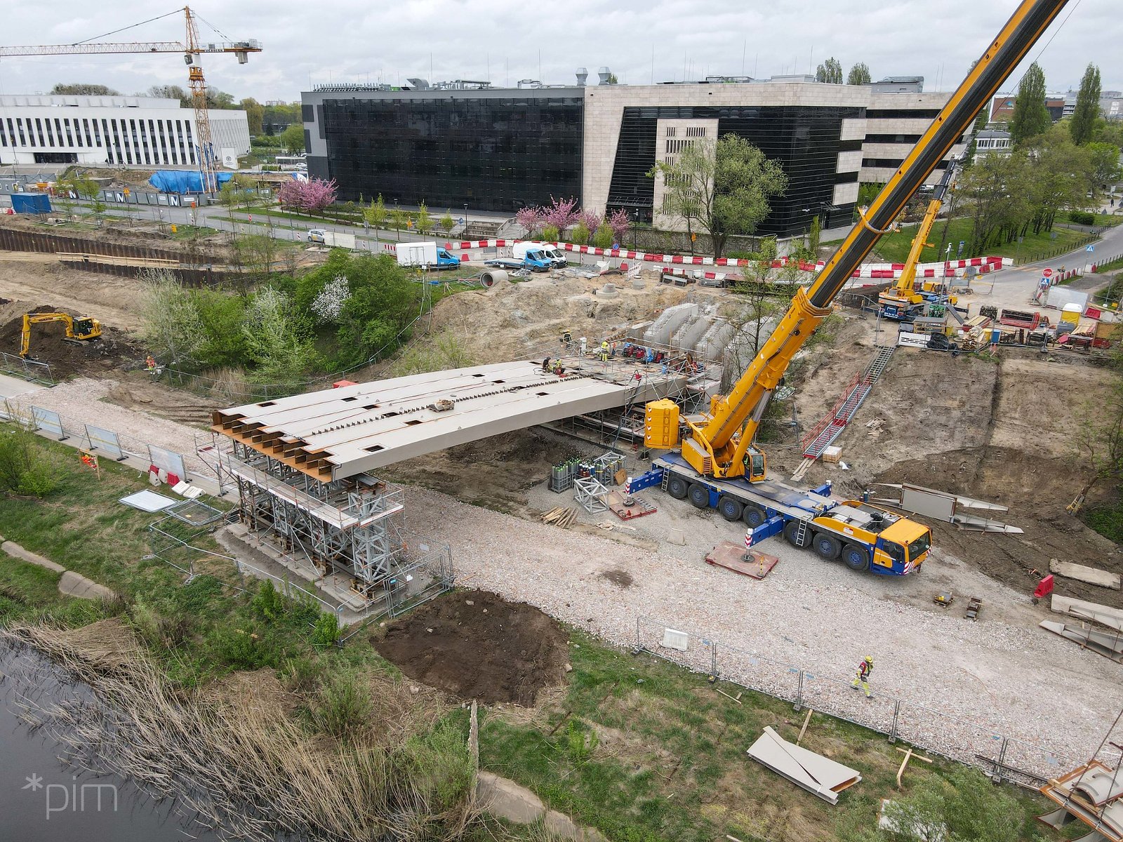 Galeria zdjęć z budowy Mostów Berdychowskich - grafika artykułu