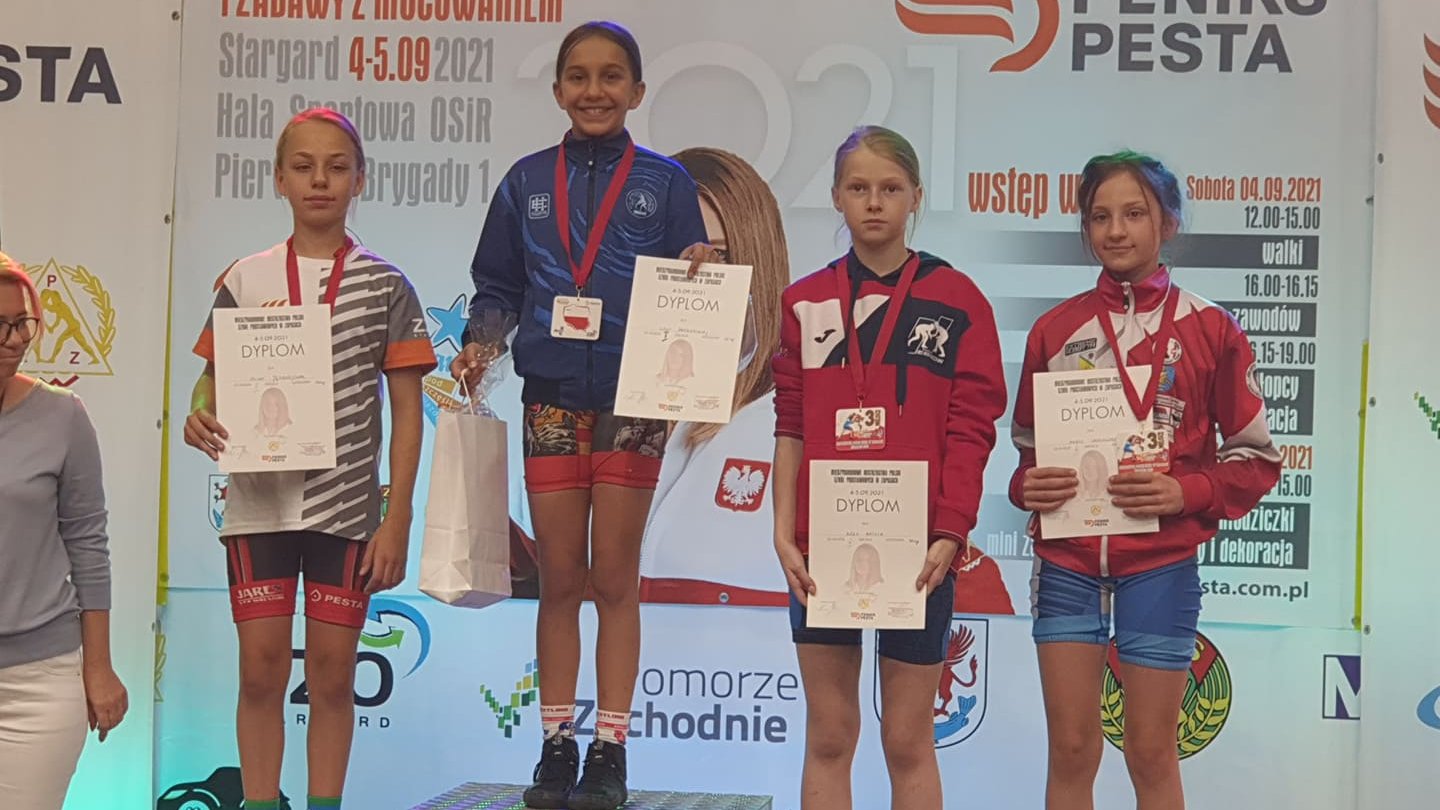 Zawodniczka KS Sobieski Poznań na podium