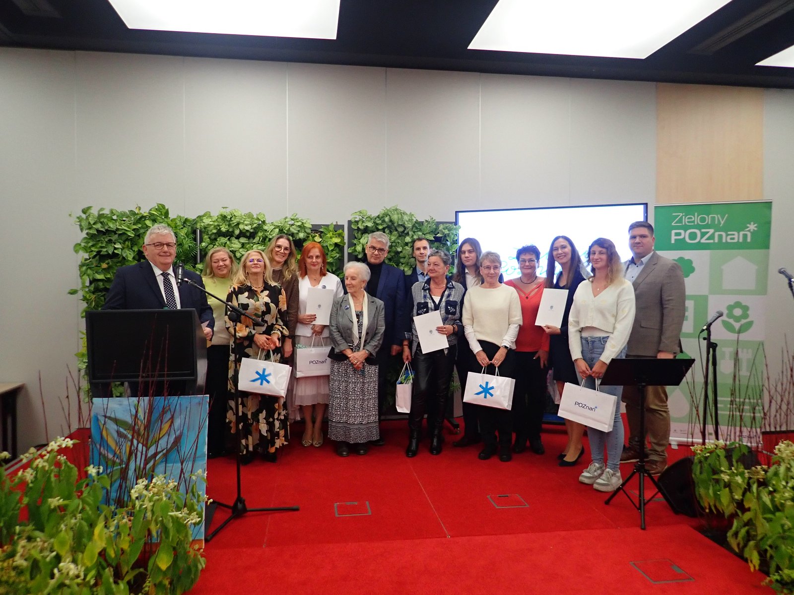 Gala z okazji 31-lecia konkursu Zielony Poznań na terenie Międzynarodowych Targach Poznańskich - wyróżnienie dla Rad Osiedli - Piątkowo, Stare Winogrady. Stare Miasto, Warszawskie-Pomet-Maltańskie