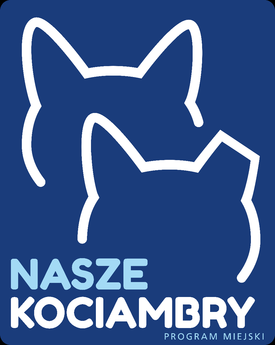 Logo Programu Miejskiego Nasze Kociambry składa się z grafiki dwóch kotów w kolorze białym na niebieskim tle. Jeden z kotów ma obciętą końcuwkę ucha jako oznaczenie kota wolno żyjącego.