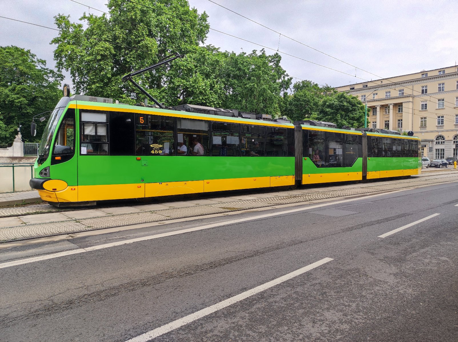 Prace remontowe w rejonie mostu Dworcowego i ronda Starołęka - zmiany w transporcie podczas letnich wakacji, fot. APS - grafika artykułu