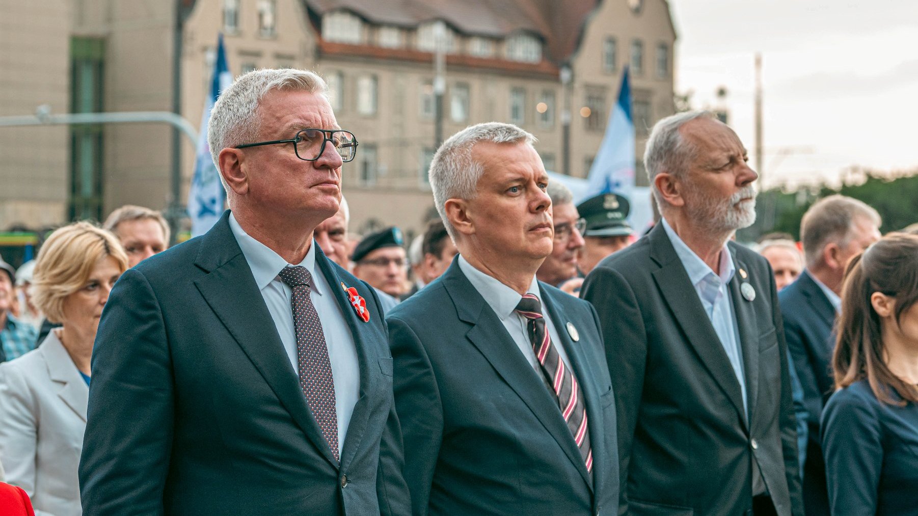 Na zdjęciu uczestnicy uroczystości, na pierwszym planie prezydent Poznania