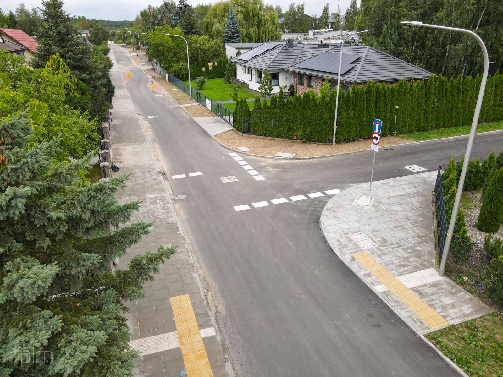 Galeria zdjęć odnowionej ul. Hodowlanej - grafika artykułu